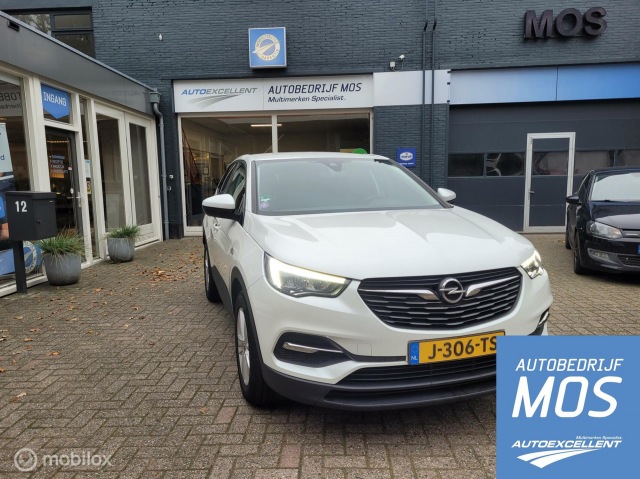 OPEL GRANDLAND X SUV 5-drs